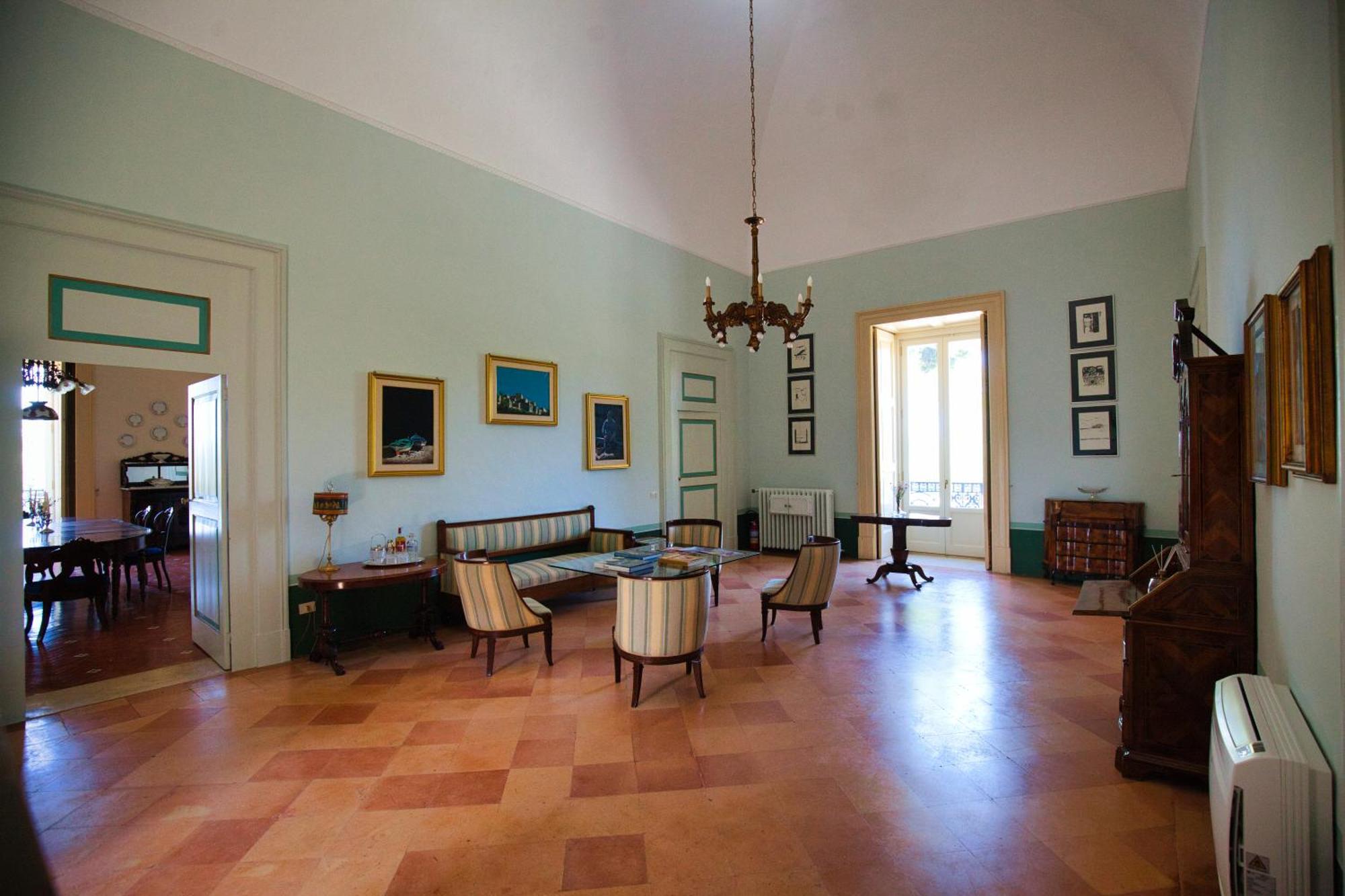 Villa Ceci Dimora Di Storie Andria Bagian luar foto