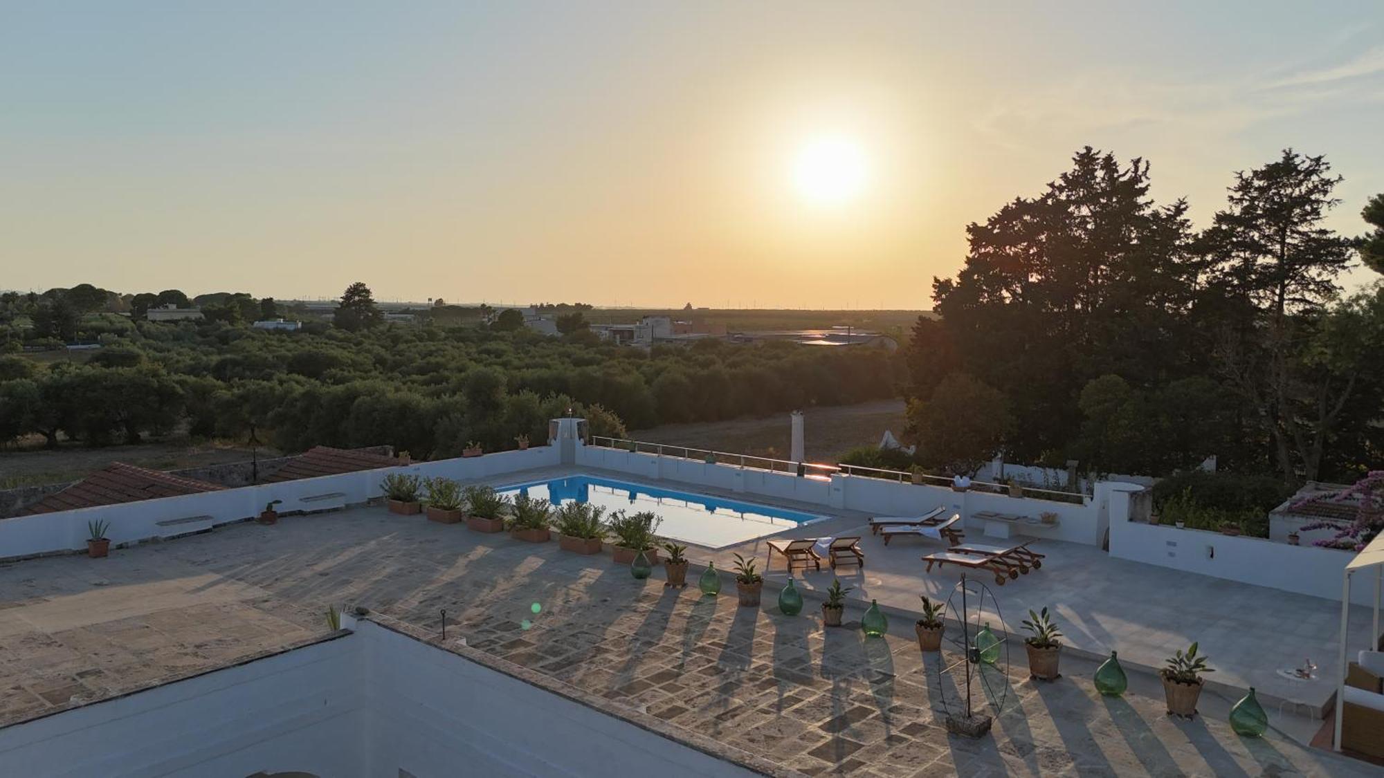 Villa Ceci Dimora Di Storie Andria Bagian luar foto